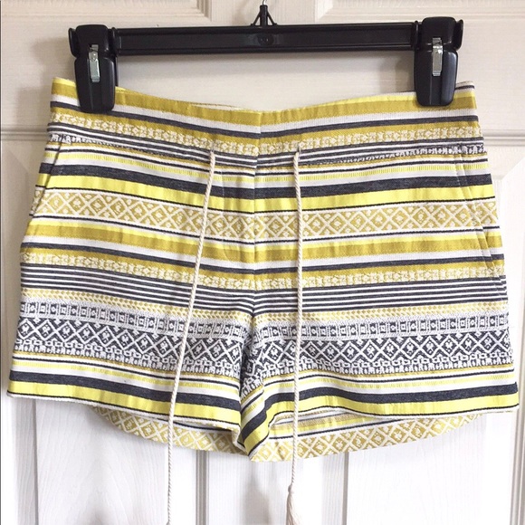 NWT Loft Riviera Short Yellow - Picture 3 of 8